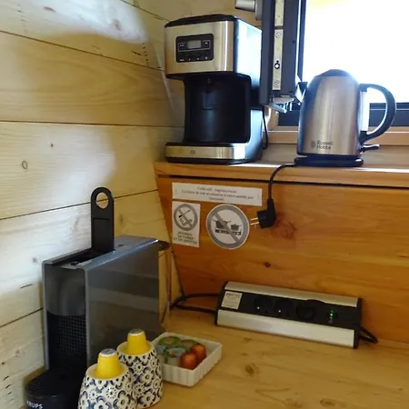 Logis Crozas La Poupe Bed & Breakfast