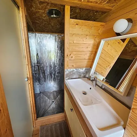 Panzió Logis Crozas La Poupe Vernines